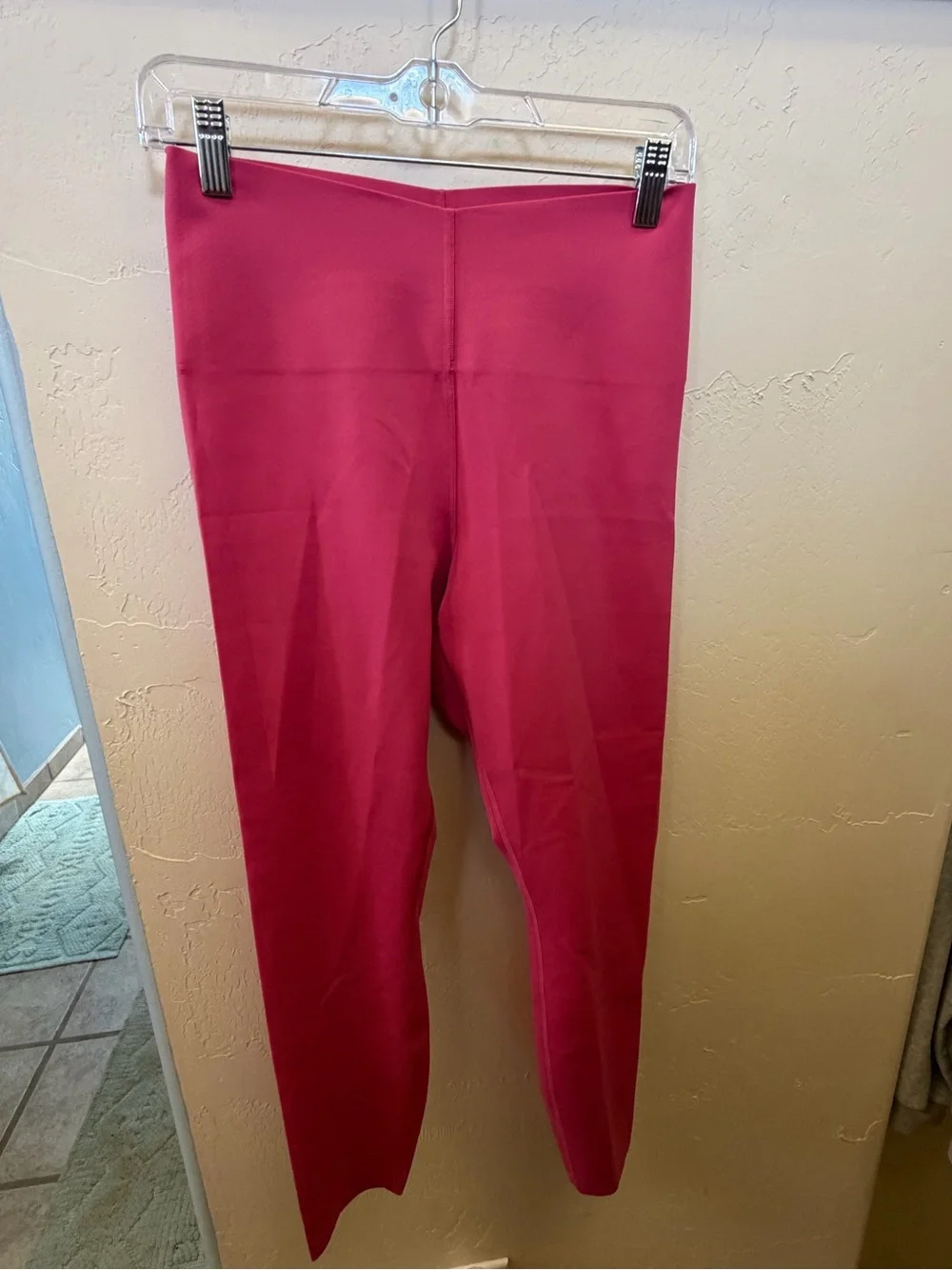 Lululemon Glow Up HR Tight 25” Raspberry Pink Size 10 NWT